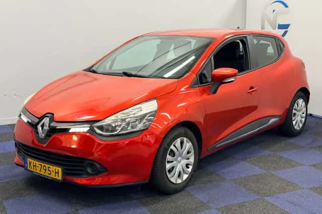 Renault Clio (2015) thumbnail 1