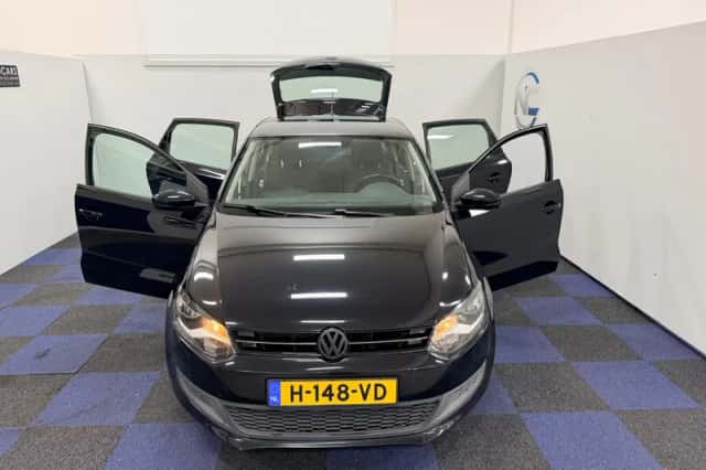 Volkswagen Polo (2012) thumbnail 6