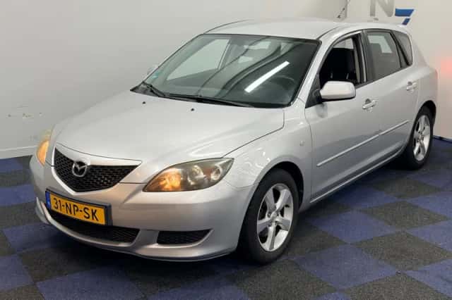 Mazda 3 (2004) thumbnail 4