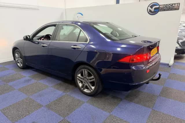 Honda Accord (2009) thumbnail 5