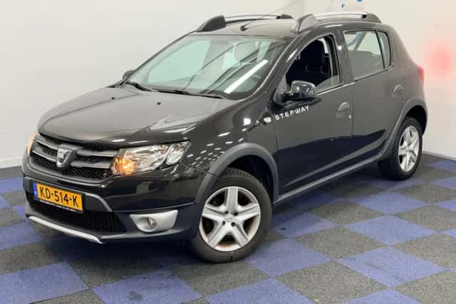 Dacia Sandero (2016) thumbnail 5