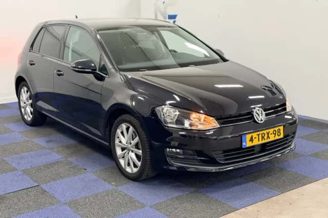 Volkswagen Golf (2013) thumbnail 6