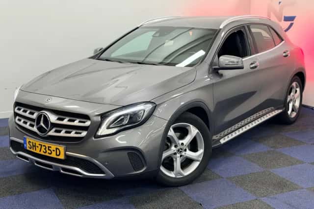 Mercedes-Benz GLA-Klasse (2018) thumbnail 1