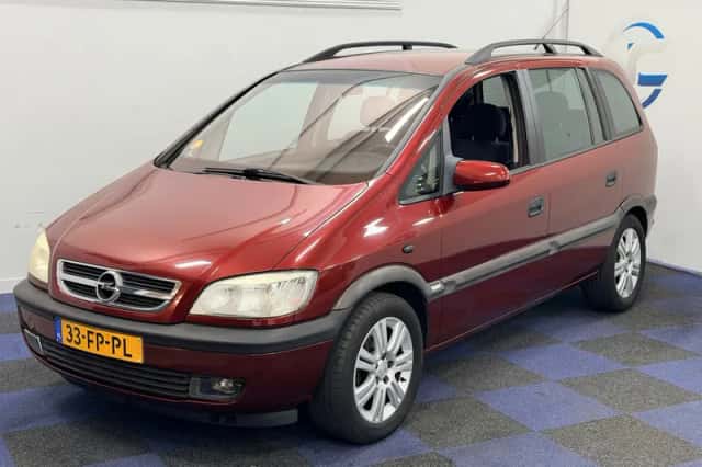 Opel Zafira (2000) thumbnail 2