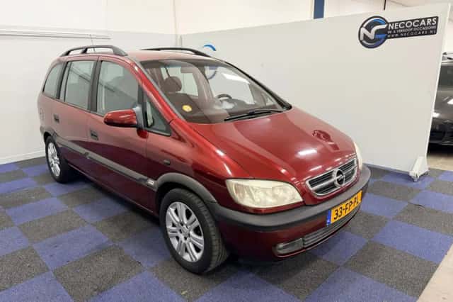 Opel Zafira (2000) thumbnail 5