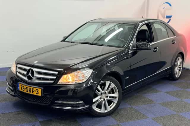 Mercedes-Benz C-Klasse (2011) thumbnail 1