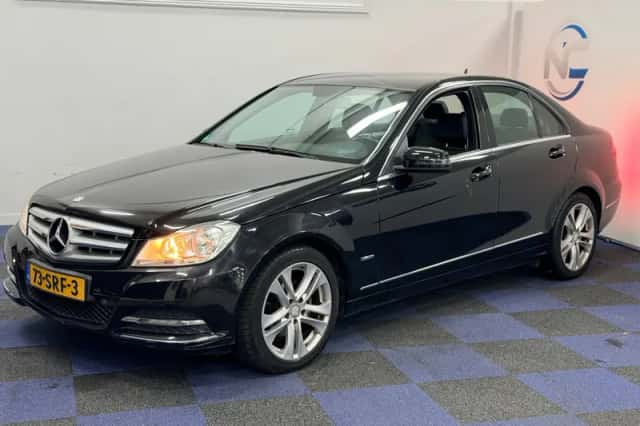 Mercedes-Benz C-Klasse (2011) thumbnail 2