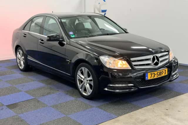 Mercedes-Benz C-Klasse (2011) thumbnail 5