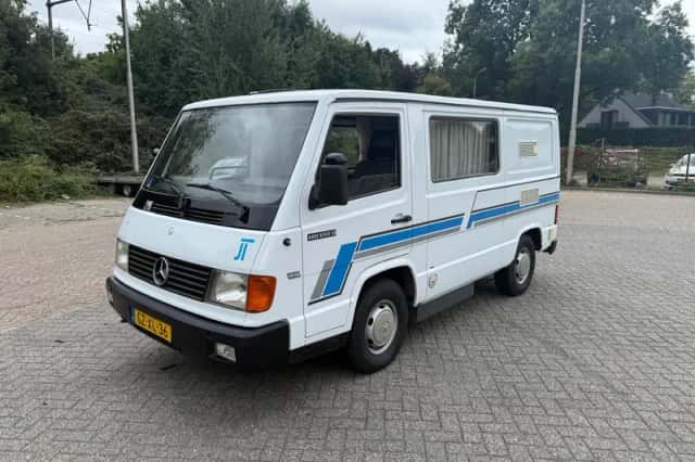 Mercedes-Benz MB 100 (1992) thumbnail 1