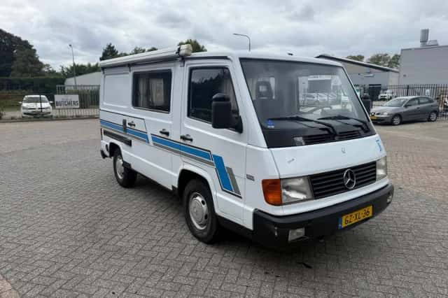 Mercedes-Benz MB 100 (1992) thumbnail 2
