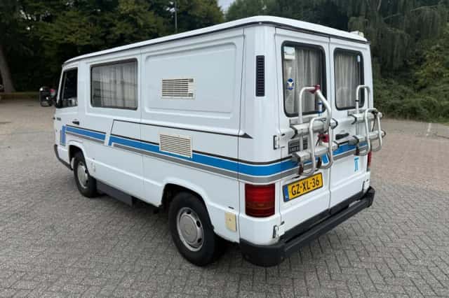 Mercedes-Benz MB 100 (1992) thumbnail 5