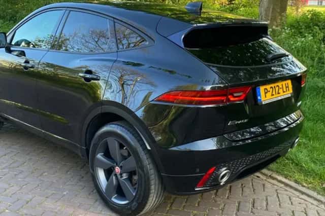 Jaguar E-Pace (2019) thumbnail 2