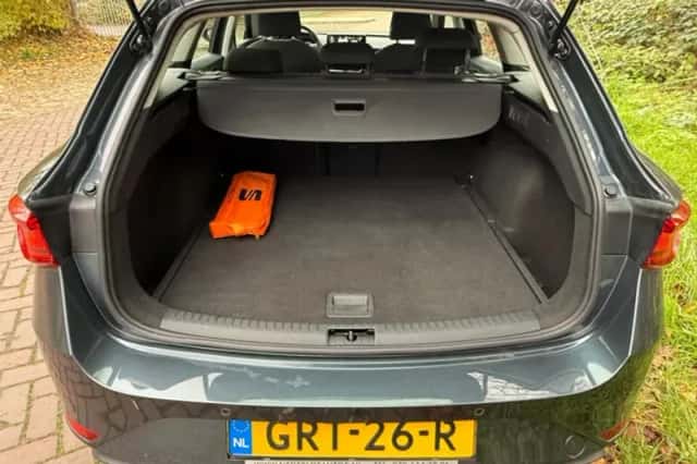 SEAT Leon Sportstourer (2021) thumbnail 4