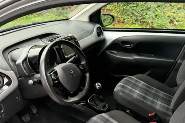 Peugeot 108 (2020) thumbnail 2