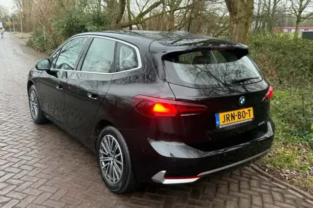 BMW 2-Serie Active Tourer (2023) thumbnail 3