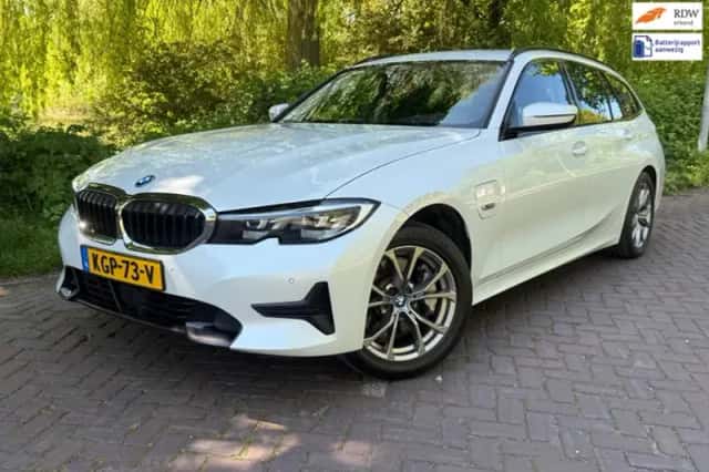 BMW 3-Serie (2022) thumbnail 1