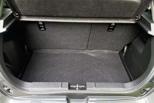 Suzuki Swift (2024) thumbnail 4