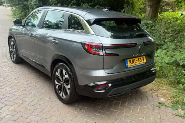 Renault Austral (2025) thumbnail 2