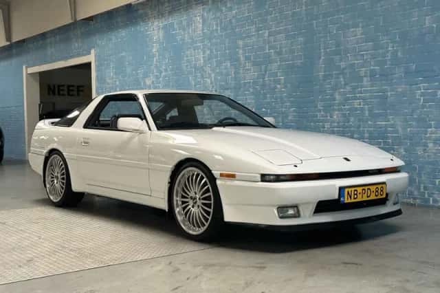 Toyota Supra (1986) thumbnail 6