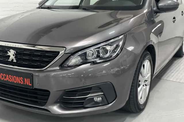 Peugeot 308 (2019) thumbnail 2