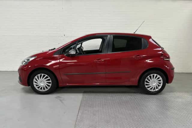Peugeot 208 (2018) thumbnail 5