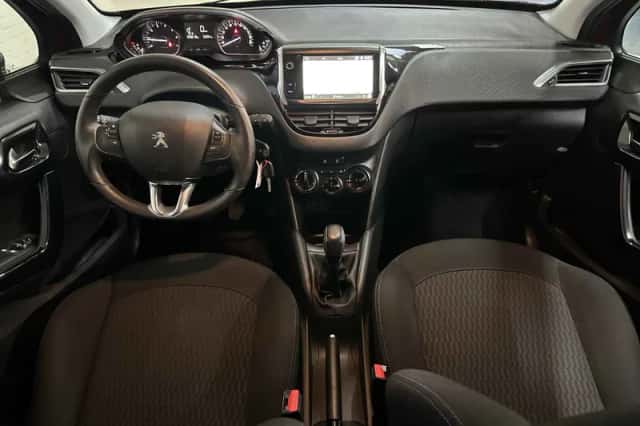 Peugeot 208 (2018) thumbnail 6