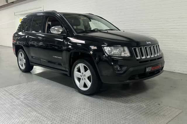 Jeep Compass (2012) thumbnail 2