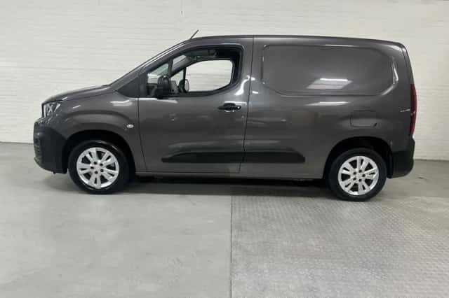 Peugeot Partner (2020) thumbnail 4