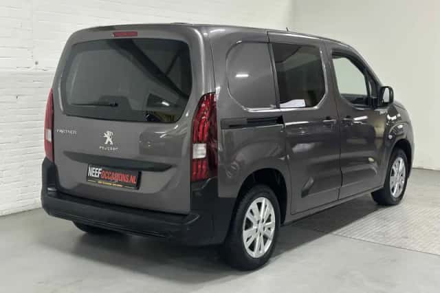 Peugeot Partner (2020) thumbnail 5