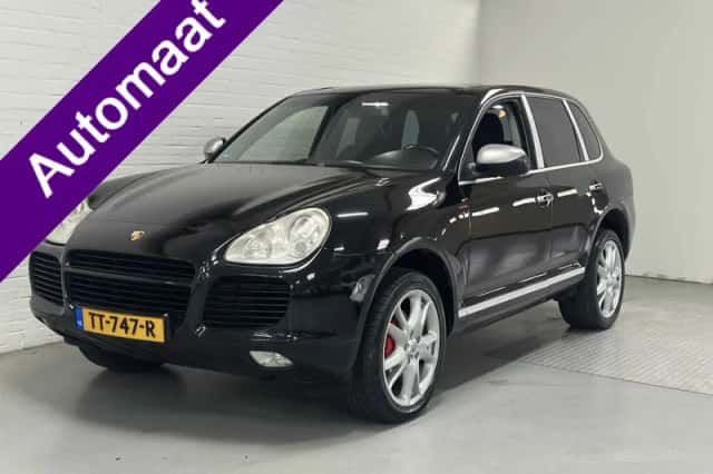 Porsche Cayenne (2003) thumbnail 1