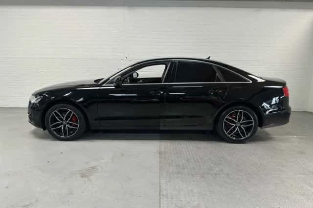 Audi A6 (2012) thumbnail 4
