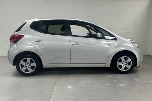 Kia Venga (2018) thumbnail 3