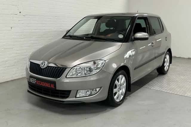 Škoda Fabia (2012) thumbnail 1