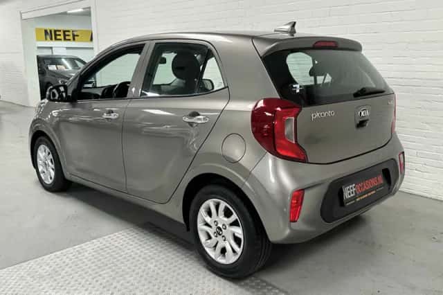 Kia Picanto (2020) thumbnail 6