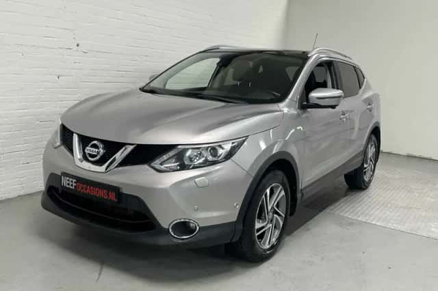 Nissan Qashqai (2017) thumbnail 1