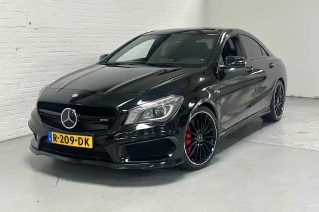 Mercedes-Benz CLA-Klasse (2014) thumbnail 1