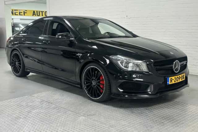 Mercedes-Benz CLA-Klasse (2014) thumbnail 2