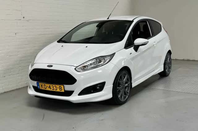 Ford Fiesta (2016) thumbnail 1