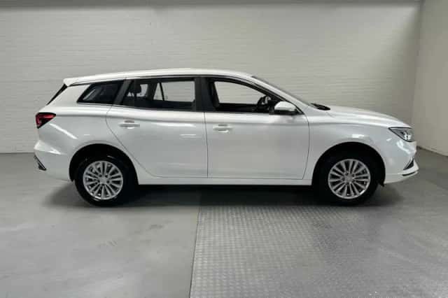 MG MG5 (0) thumbnail 4