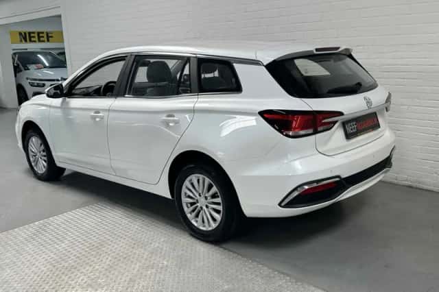 MG MG5 (0) thumbnail 6