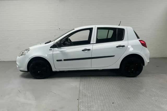 Renault Clio (2012) thumbnail 4