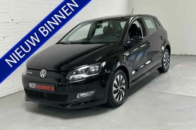 Volkswagen Polo (2017) thumbnail 1