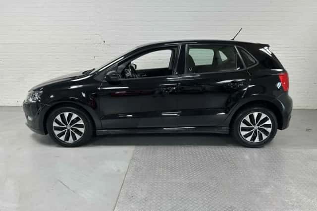 Volkswagen Polo (2017) thumbnail 4