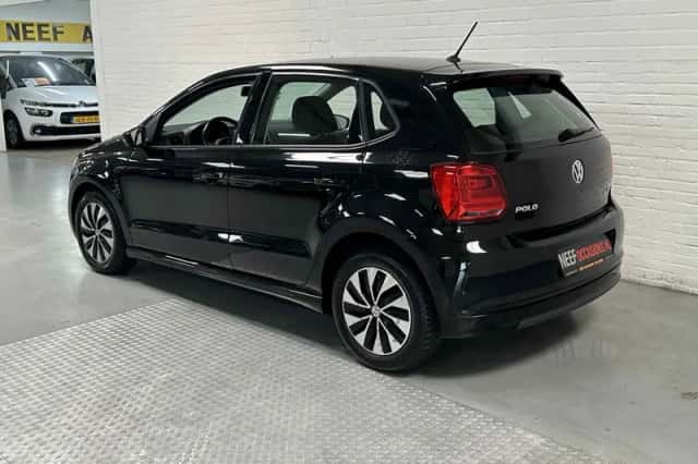 Volkswagen Polo (2017) thumbnail 6