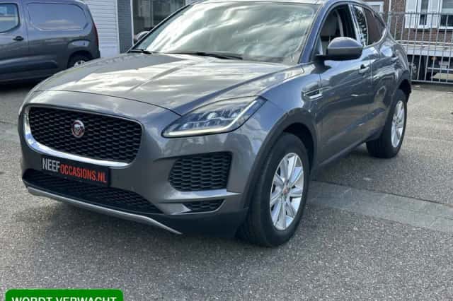 Jaguar E-Pace (2019) thumbnail 1