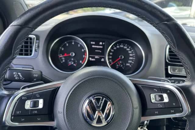 Volkswagen Polo (2017) thumbnail 6