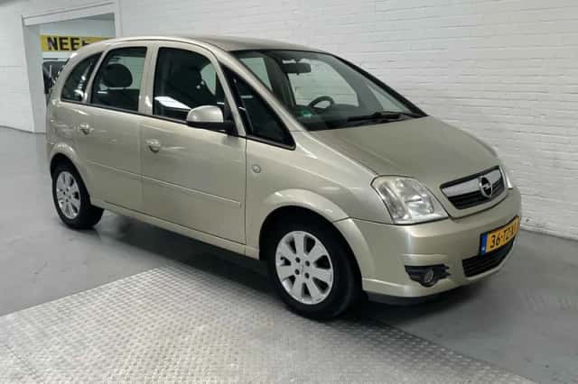 Opel Meriva (2007) thumbnail 3