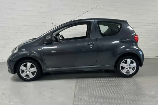 Toyota Aygo (2006) thumbnail 4