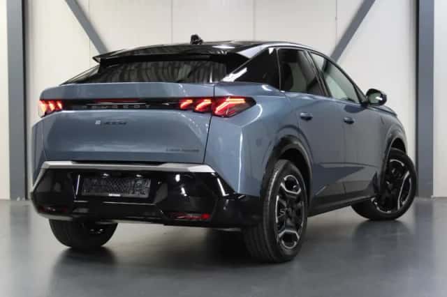 Peugeot e-3008 (2026) thumbnail 3