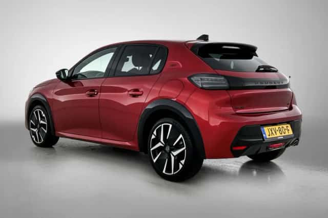 Peugeot 208 (2024) thumbnail 3